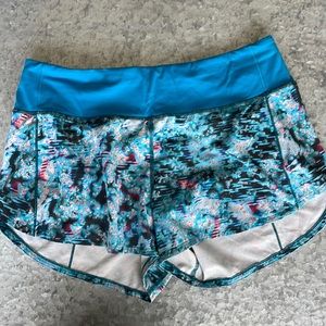 Lululemon Speed Up Shorts, size 8 High Rise 4” inseam